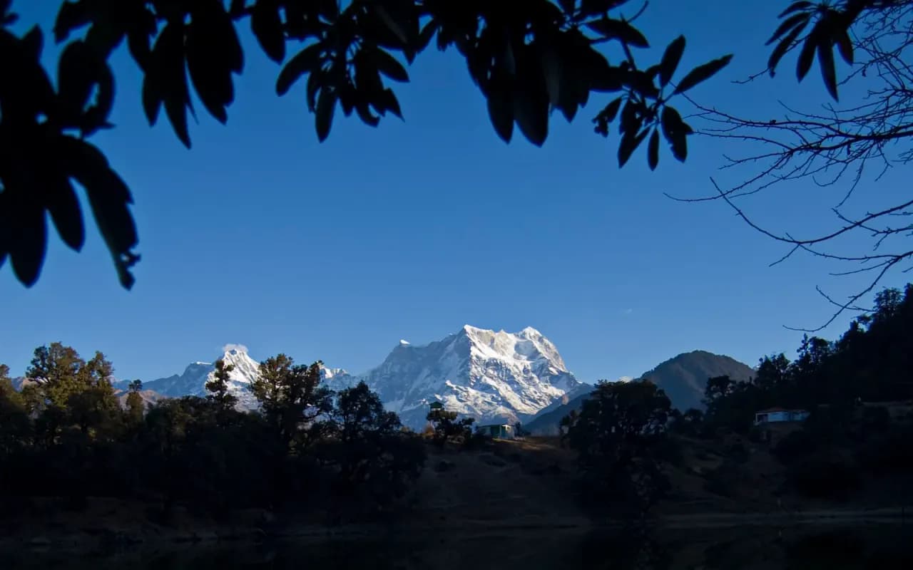 Deoriatal Tungnath Trek travel scene in India