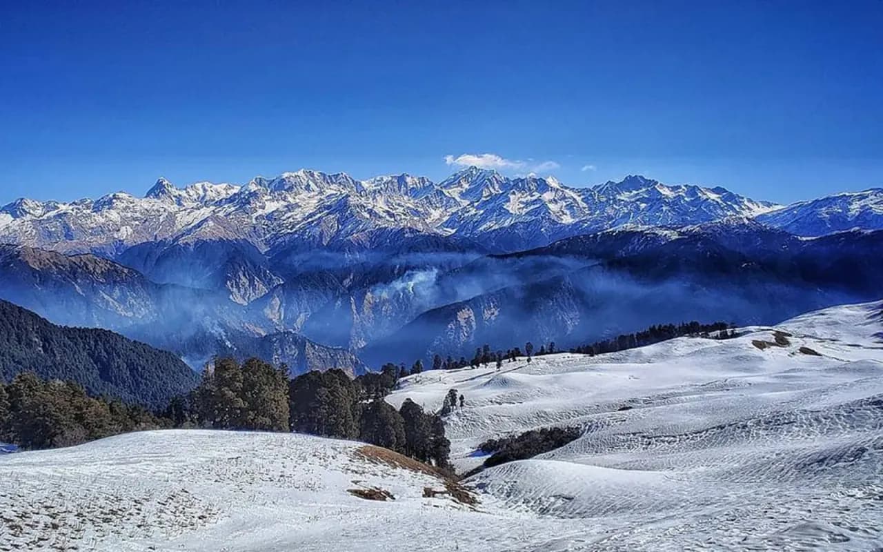 Dayara Bugyal landscape in Uttarakhand