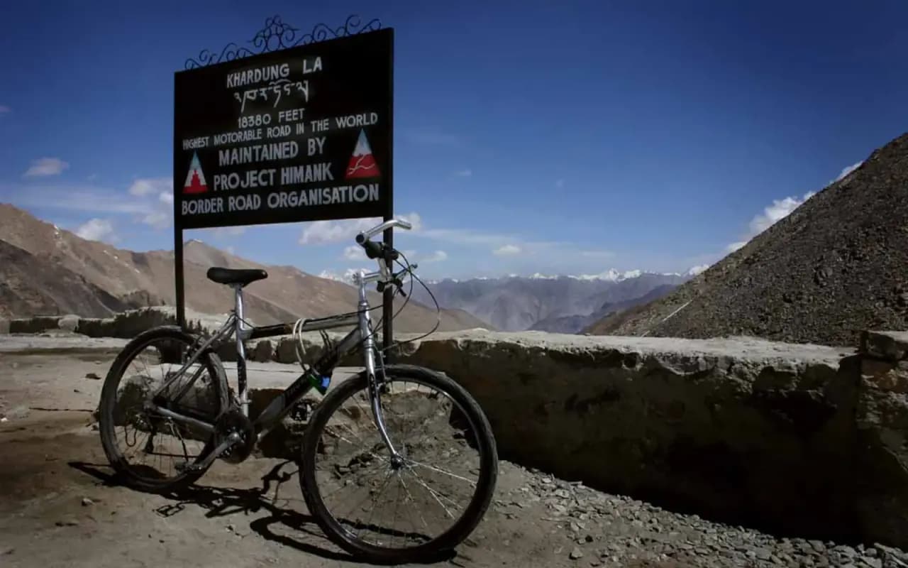 A mountain bicycle at Khardung La in Ladakh
