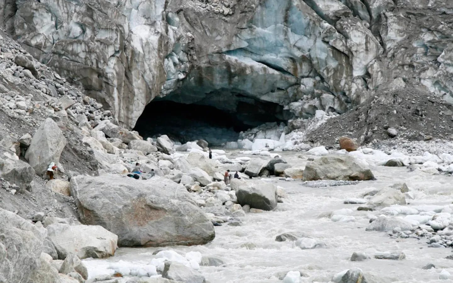 Gaumukh Tapovan Trek travel scene in India