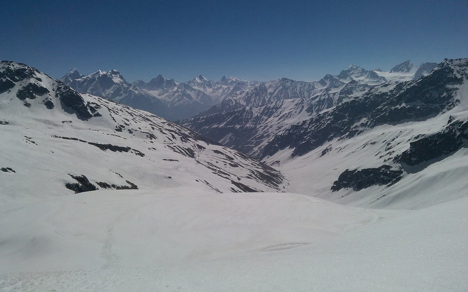 Rupin Pass Trek travel scene in India